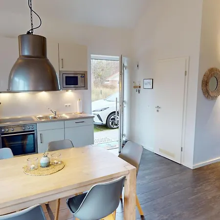Suedstrand Haus 52 * ペルツァーハケン